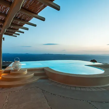 Reinas By Mykonos Pearls